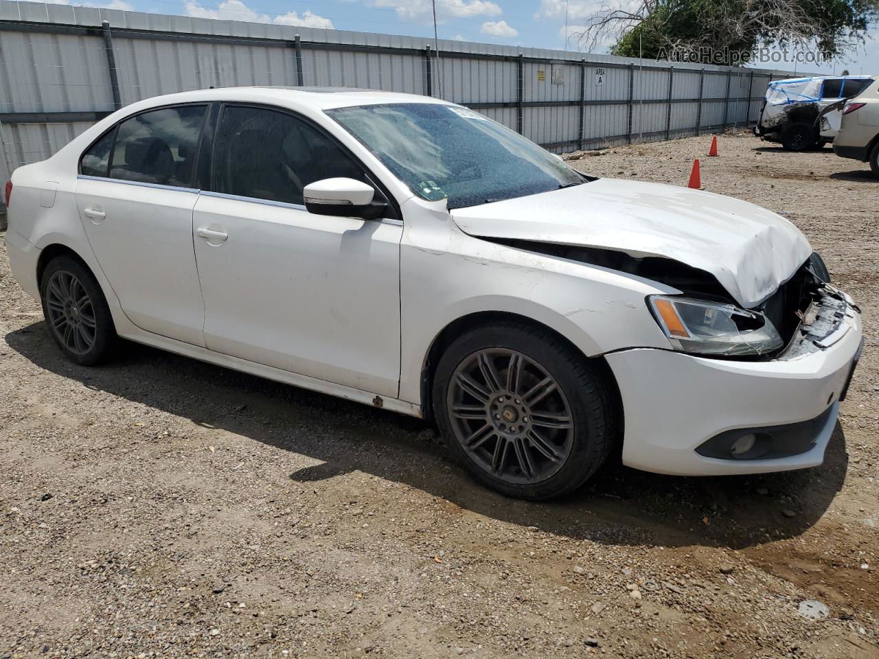 2013 Volkswagen Jetta Sel White vin: 3VWLX7AJ6DM365937