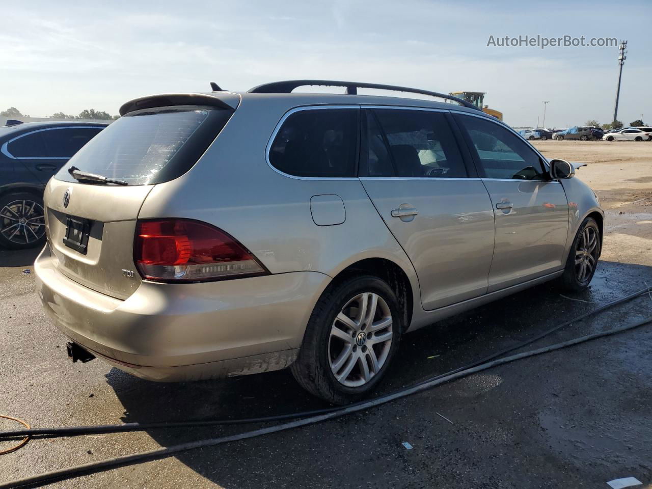 2013 Volkswagen Jetta Tdi Золотой vin: 3VWML7AJ9DM679632