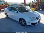 2009 Volkswagen Jetta Sedan Se/sel White vin: 3VWRZ71K69M050852