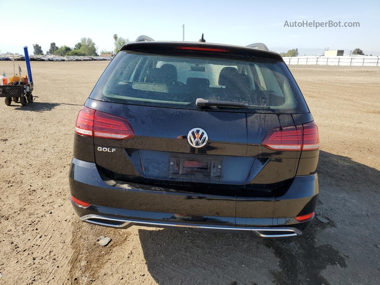 2019 Volkswagen Golf Sportwagen S Черный vin: 3VWT57AU0KM500410
