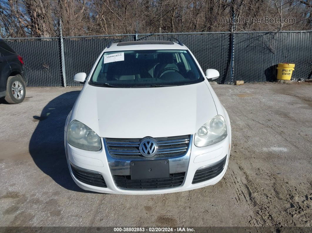 2009 Volkswagen Jetta 2.5l Se Белый vin: 3VWTM71K99M270278