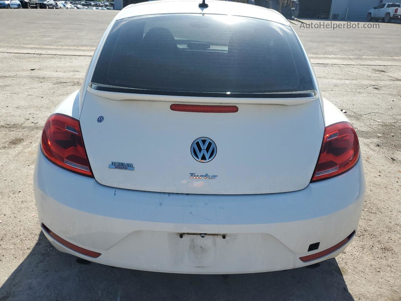 2014 Volkswagen Beetle Turbo White vin: 3VWVS7AT7EM628382