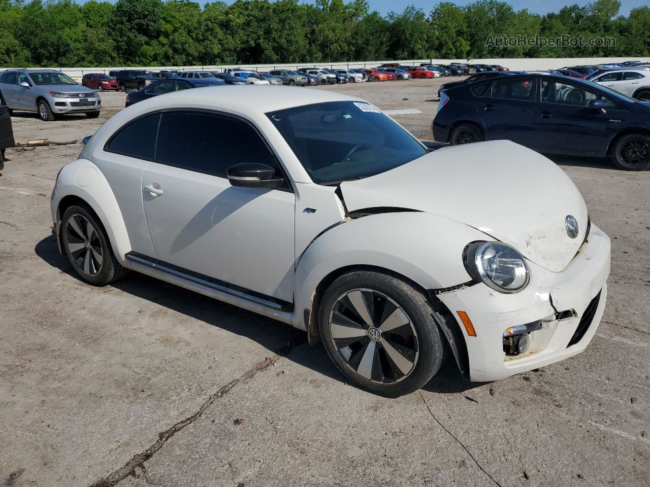 2014 Volkswagen Beetle Turbo Белый vin: 3VWVS7AT7EM628382