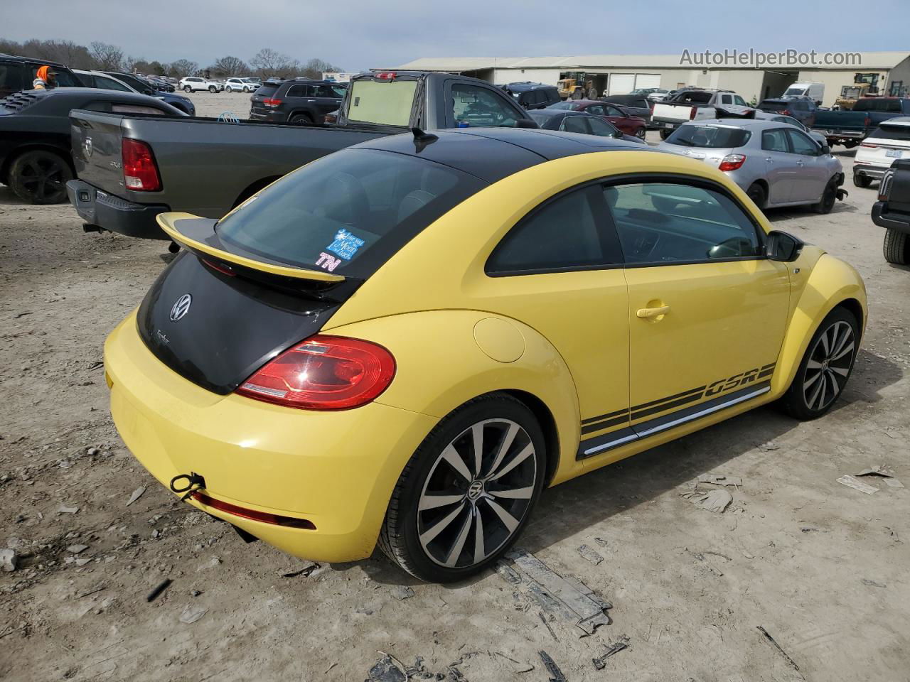 2014 Volkswagen Beetle Turbo Желтый vin: 3VWVT7AT7EM618822