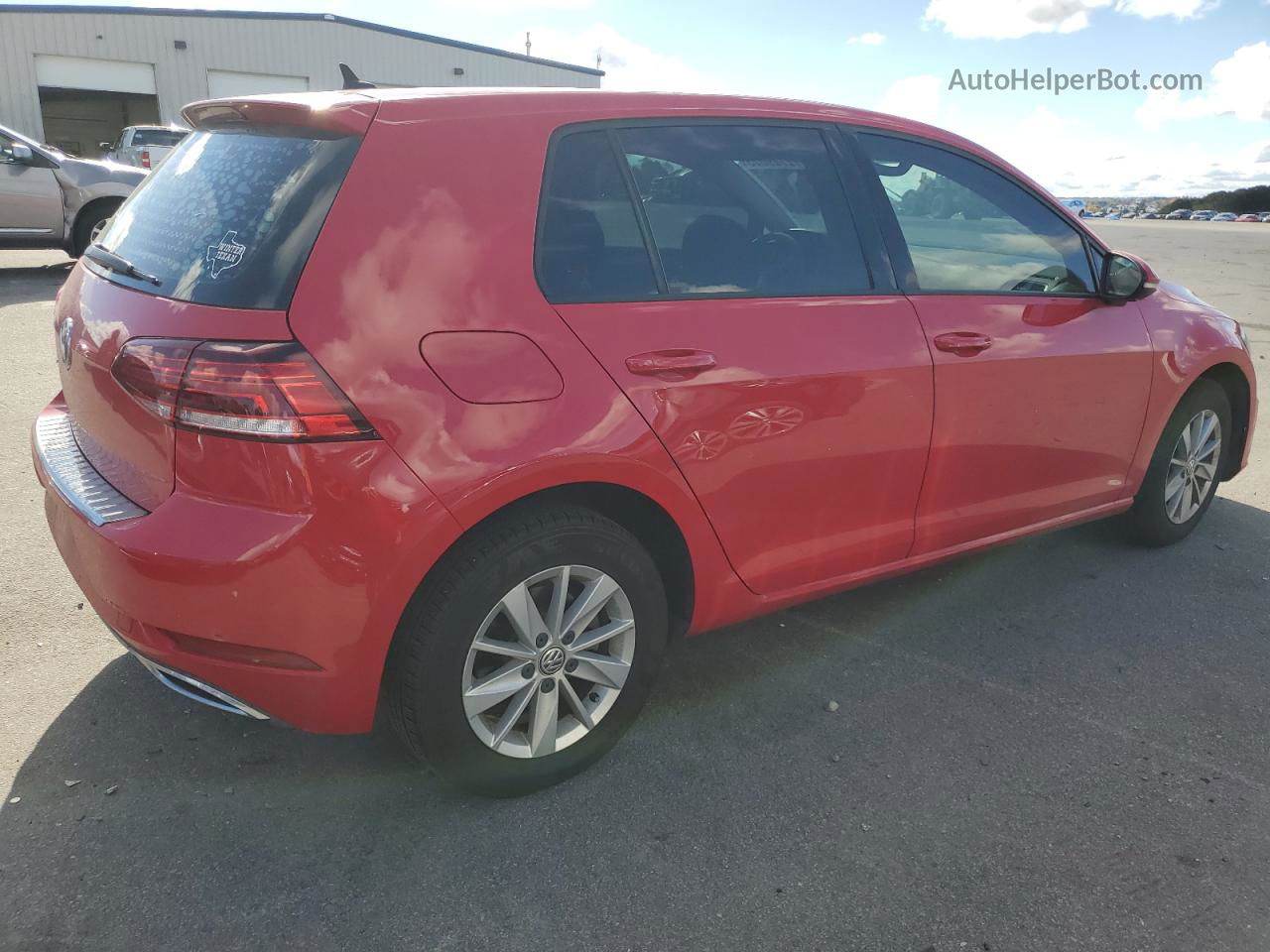 2019 Volkswagen Golf S Red vin: 3VWW57AU3KM021945
