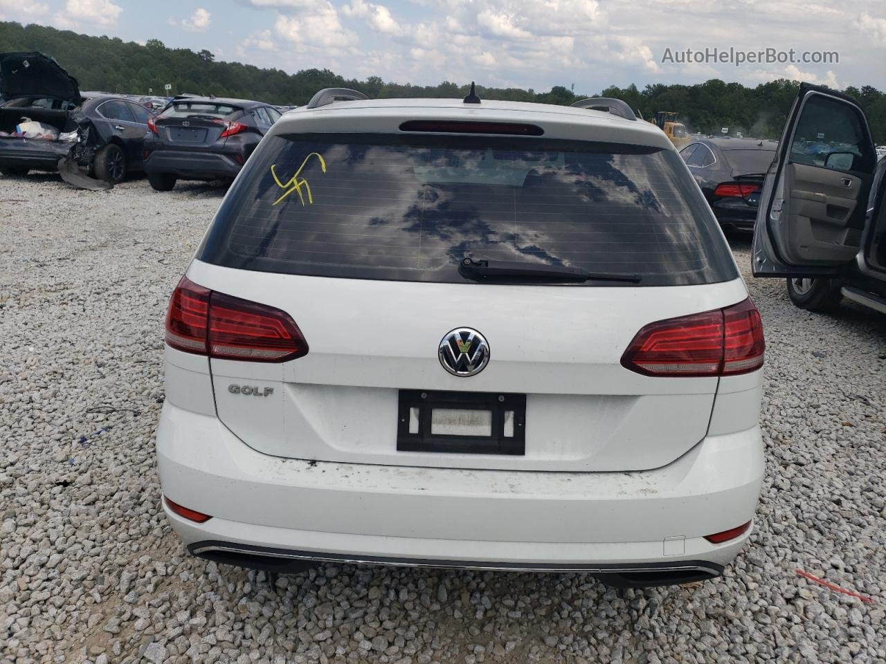 2019 Volkswagen Golf Sportwagen S White vin: 3VWY57AU3KM511682