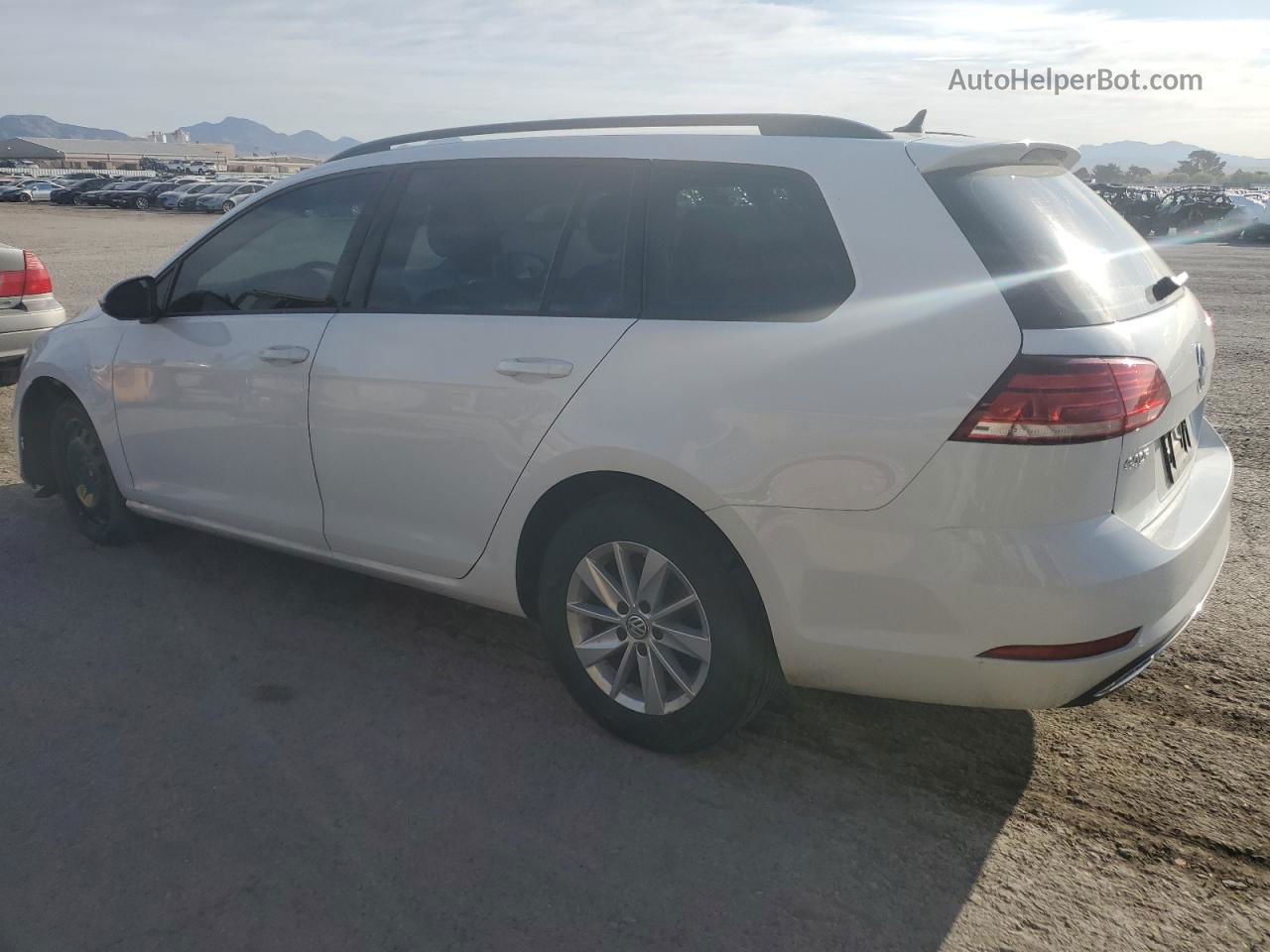 2019 Volkswagen Golf Sportwagen S White vin: 3VWY57AU6KM509697