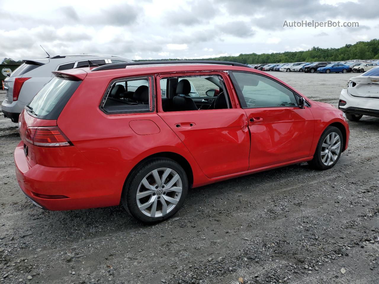 2019 Volkswagen Golf Sportwagen S Red vin: 3VWY57AU7KM505450