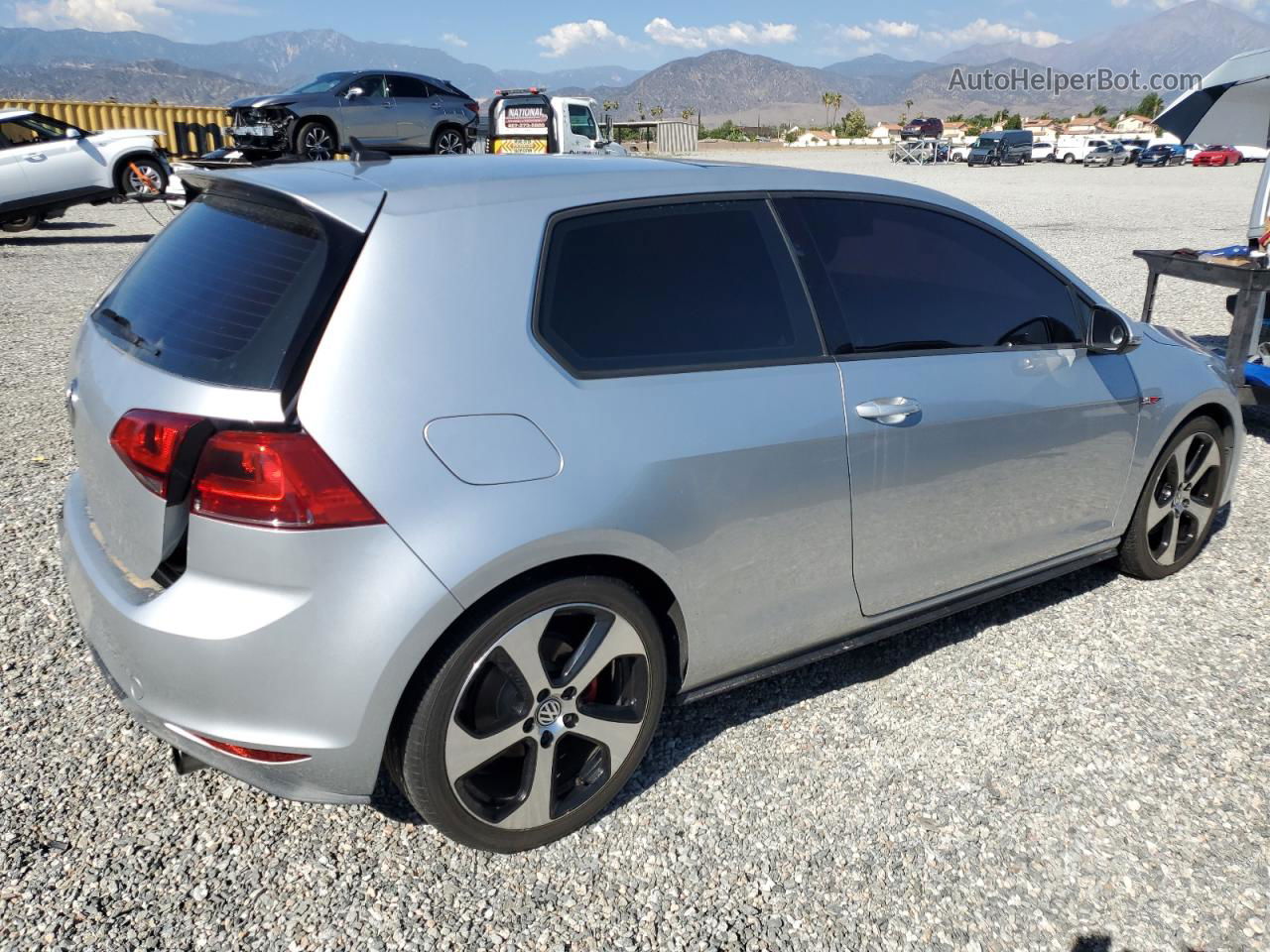 2015 Volkswagen Gti  Серебряный vin: 3VWYT7AU1FM056276