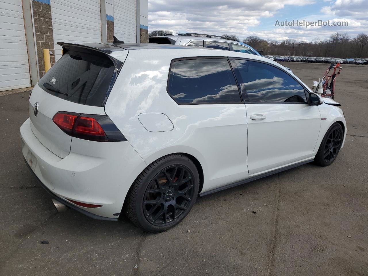 2015 Volkswagen Gti  White vin: 3VWYT7AU1FM078603