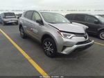 2018 Toyota Rav4 Le Silver vin: JTMBFREV7JJ245244