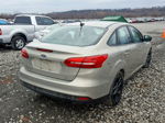 2016 Ford Focus Se Gold vin: 1FADP3F25GL343618