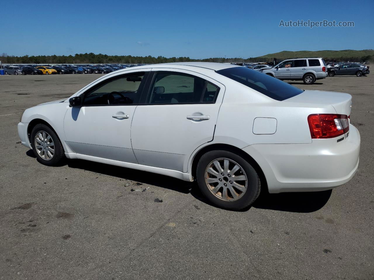 2011 Mitsubishi Galant Fe White vin: 4A32B2FFXBE024562