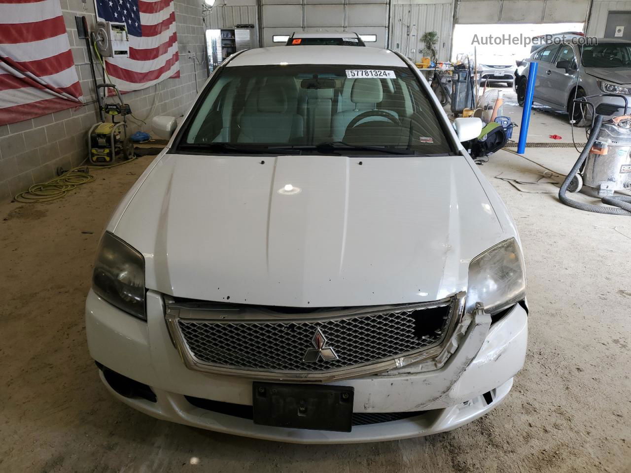 2011 Mitsubishi Galant Es White vin: 4A32B3FF4BE032744