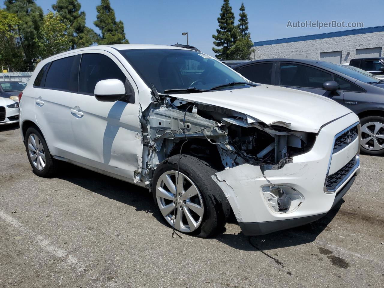 2015 Mitsubishi Outlander Sport Es White vin: 4A4AP3AU0FE017873