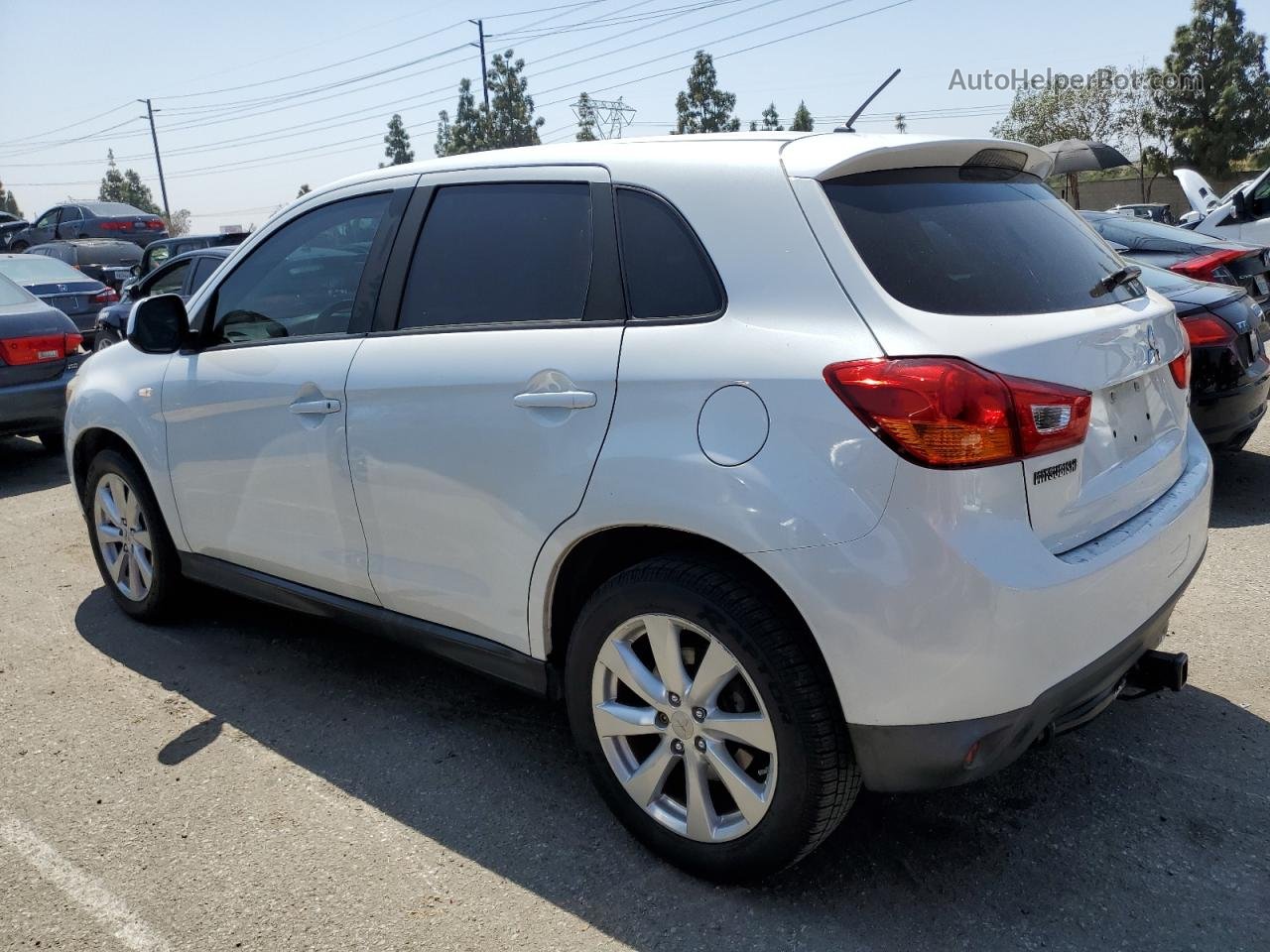 2015 Mitsubishi Outlander Sport Es White vin: 4A4AP3AU0FE017873