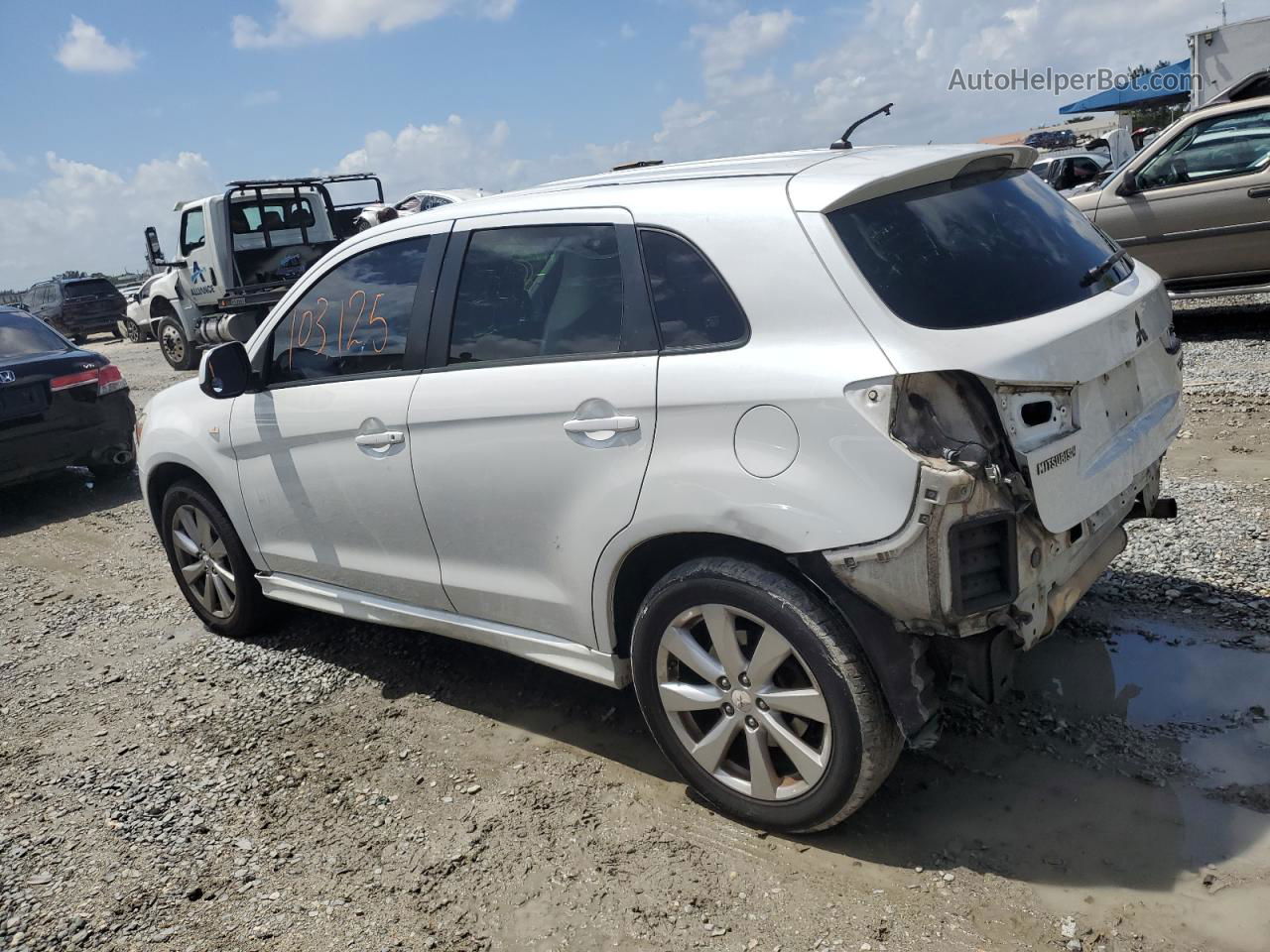 2014 Mitsubishi Outlander Sport Es Белый vin: 4A4AP3AU2EE002371