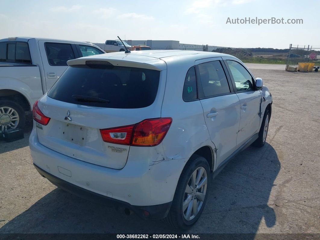 2015 Mitsubishi Outlander Sport Es Белый vin: 4A4AP3AU2FE049627