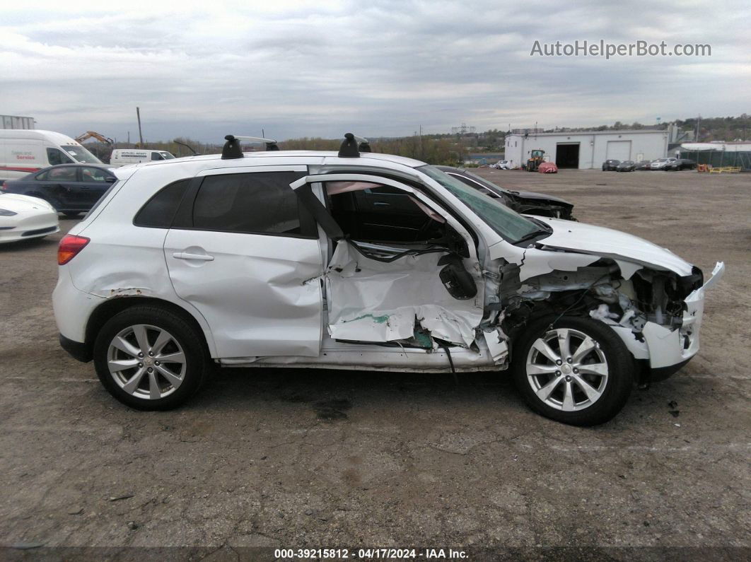 2015 Mitsubishi Outlander Sport Es White vin: 4A4AP3AU4FE021893