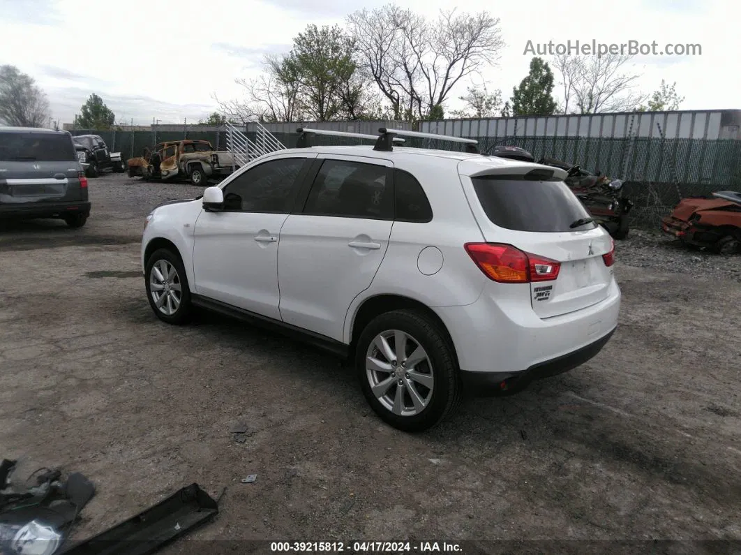 2015 Mitsubishi Outlander Sport Es Белый vin: 4A4AP3AU4FE021893