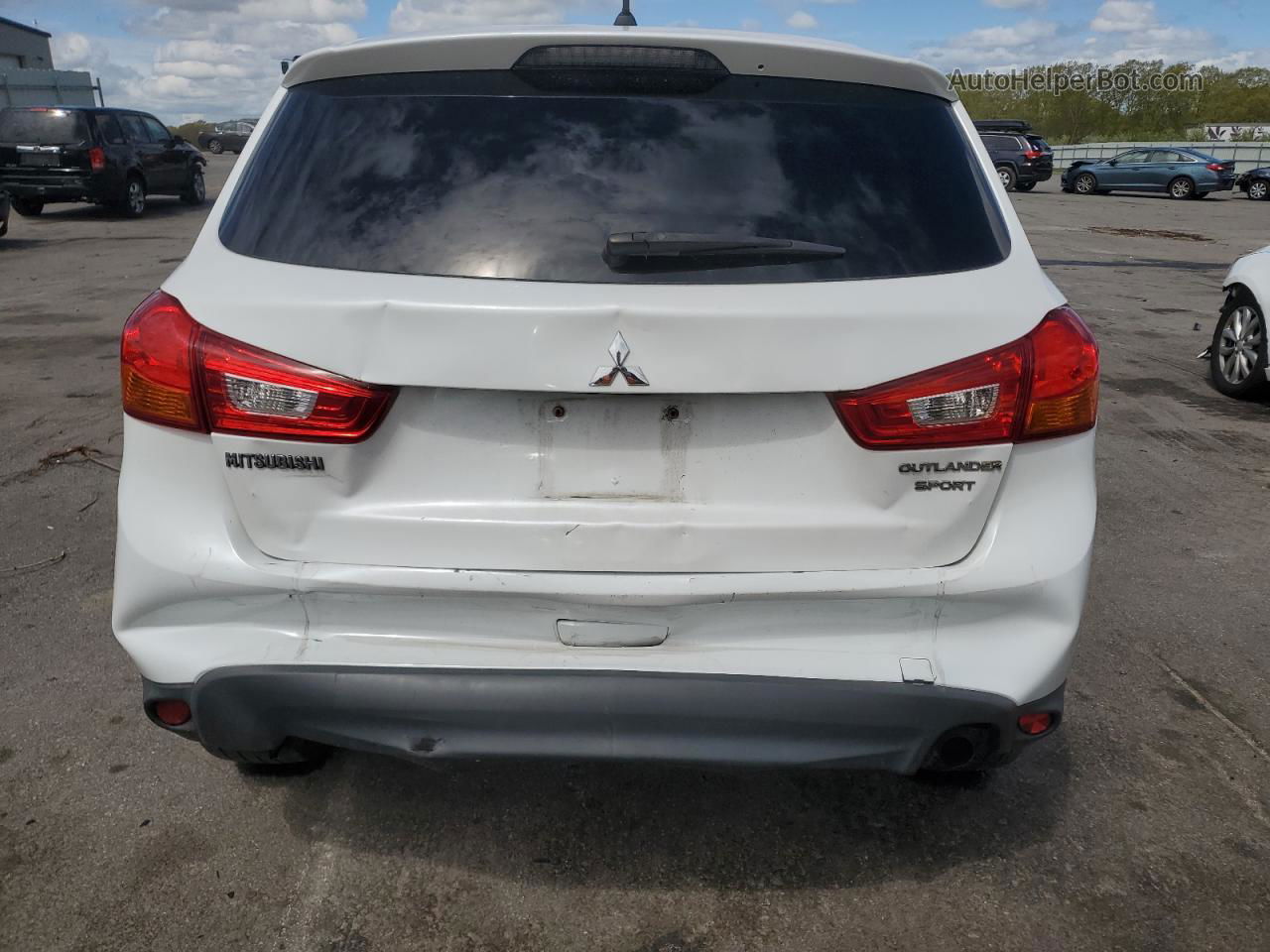 2015 Mitsubishi Outlander Sport Es White vin: 4A4AP3AU5FE010255