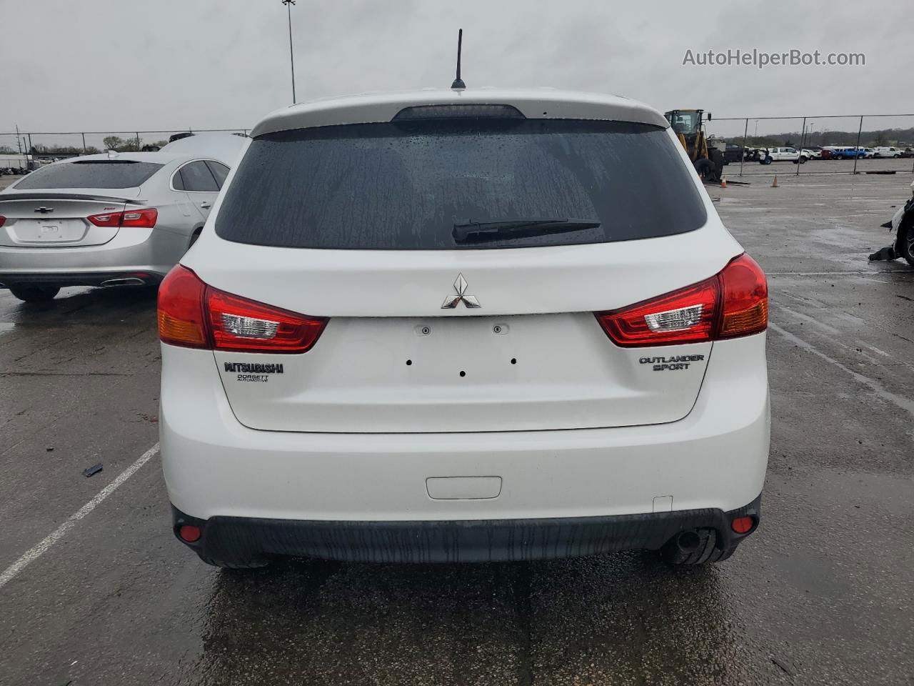 2015 Mitsubishi Outlander Sport Es Белый vin: 4A4AP3AU5FE059326