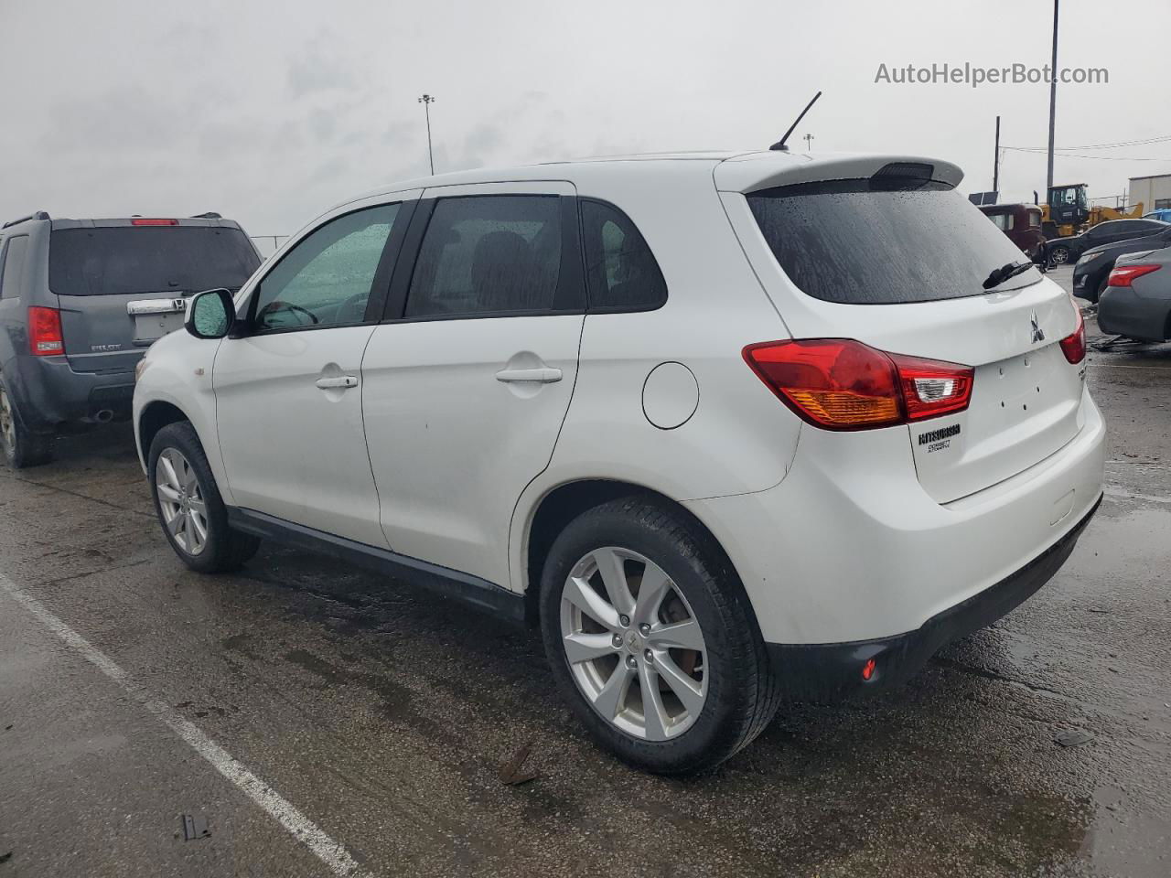 2015 Mitsubishi Outlander Sport Es Белый vin: 4A4AP3AU5FE059326