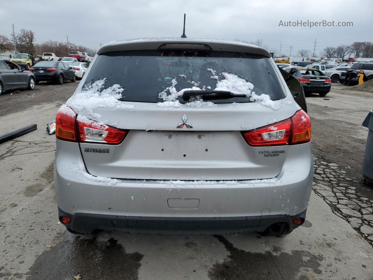 2015 Mitsubishi Outlander Sport Es Серебряный vin: 4A4AP3AU7FE024206