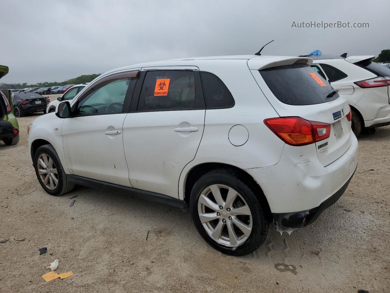 2014 Mitsubishi Outlander Sport Es White vin: 4A4AP3AUXEE016647