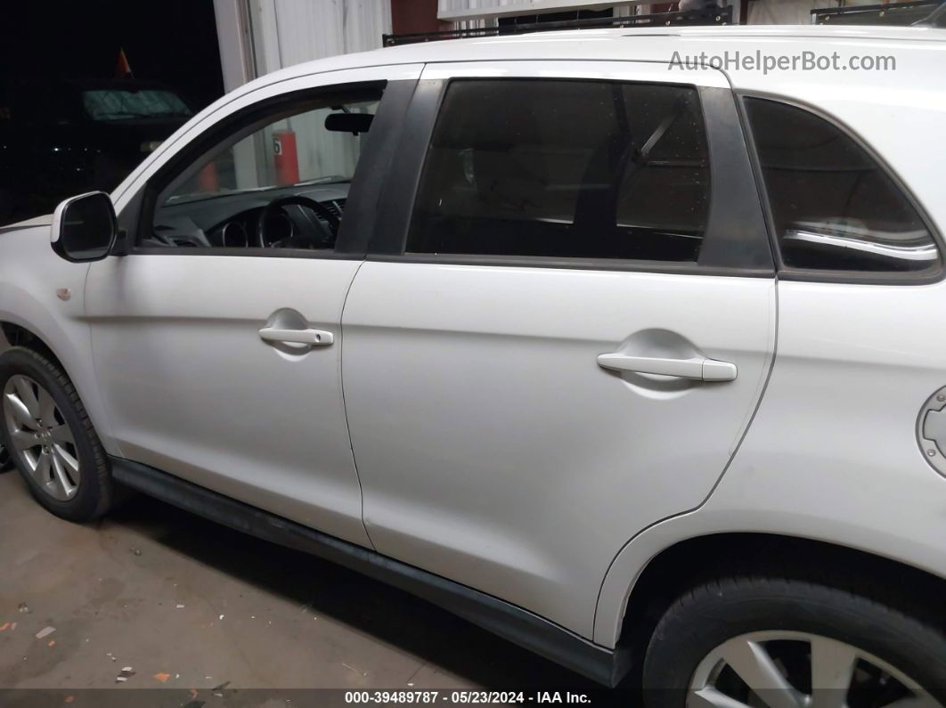 2015 Mitsubishi Outlander Sport Es White vin: 4A4AP3AW0FE030933