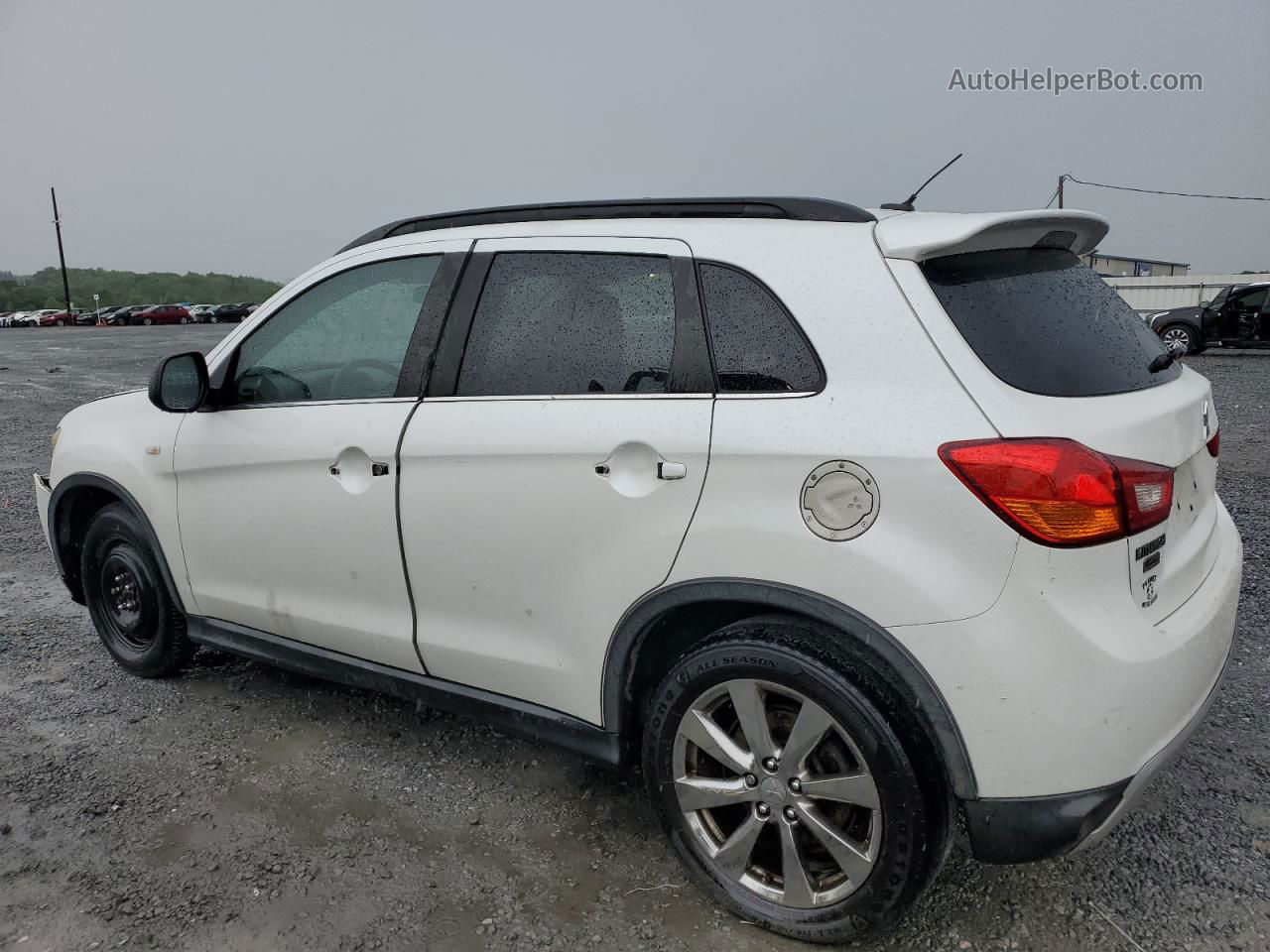 2013 Mitsubishi Outlander Sport Le White vin: 4A4AP5AU3DE022235