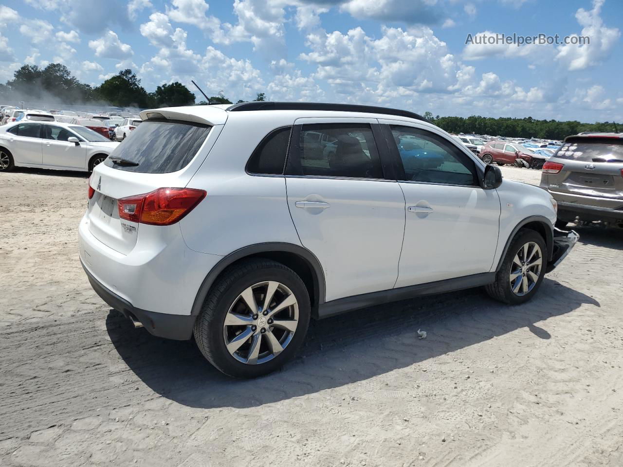 2013 Mitsubishi Outlander Sport Le White vin: 4A4AP5AU7DE024053