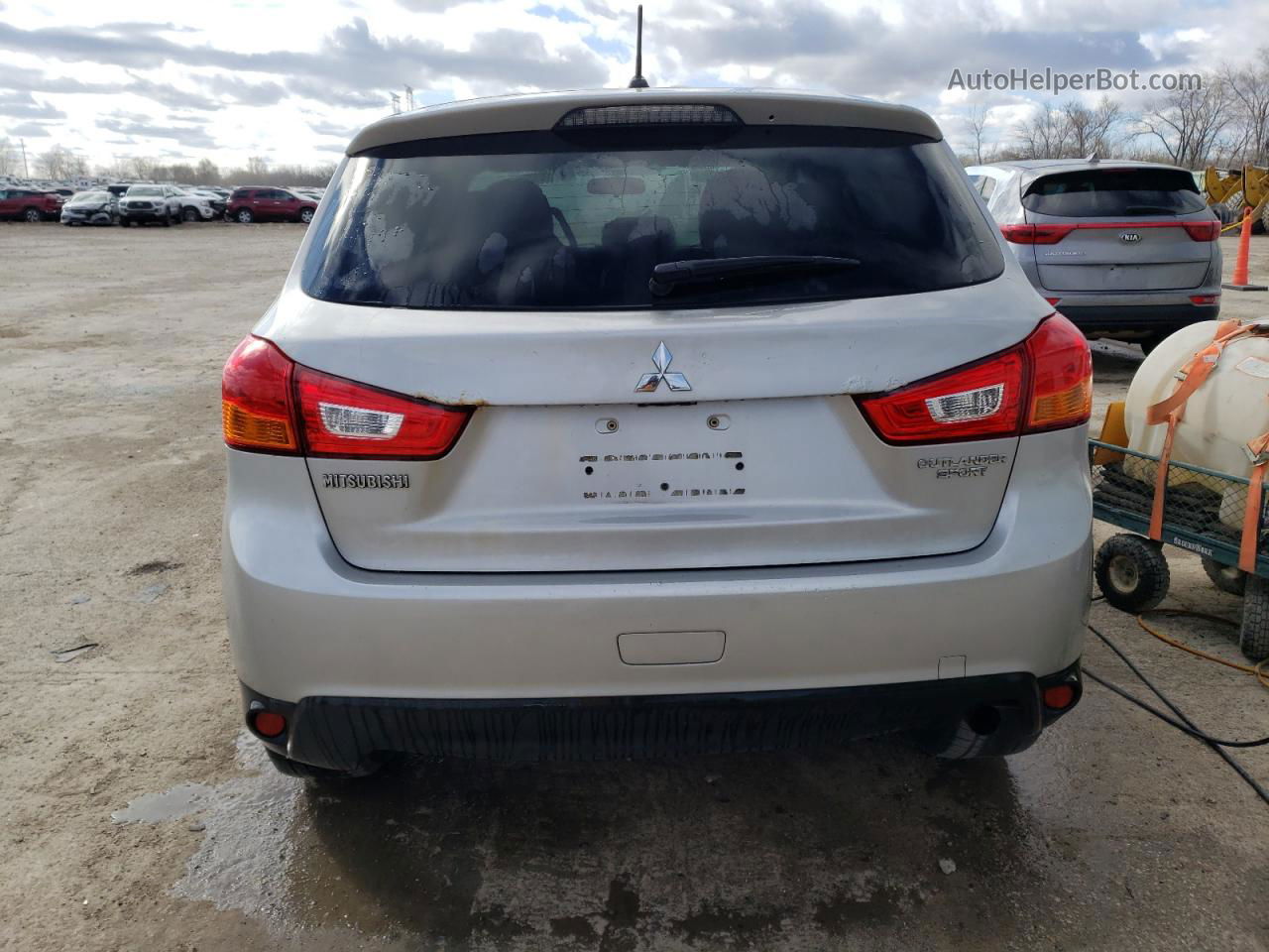 2015 Mitsubishi Outlander Sport Es Серебряный vin: 4A4AR3AU4FE048571