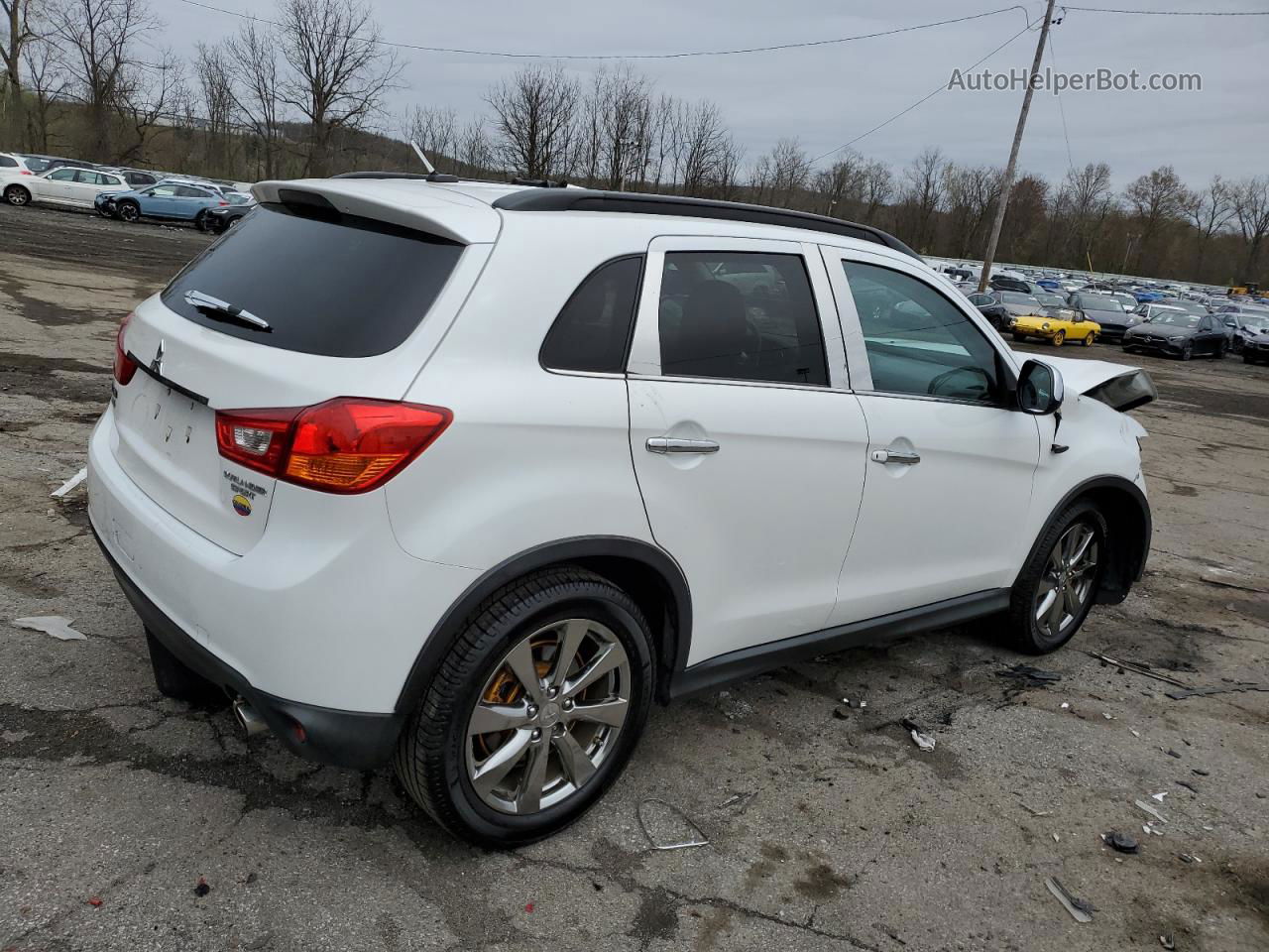 2013 Mitsubishi Outlander Sport Le White vin: 4A4AR5AU4DE024229