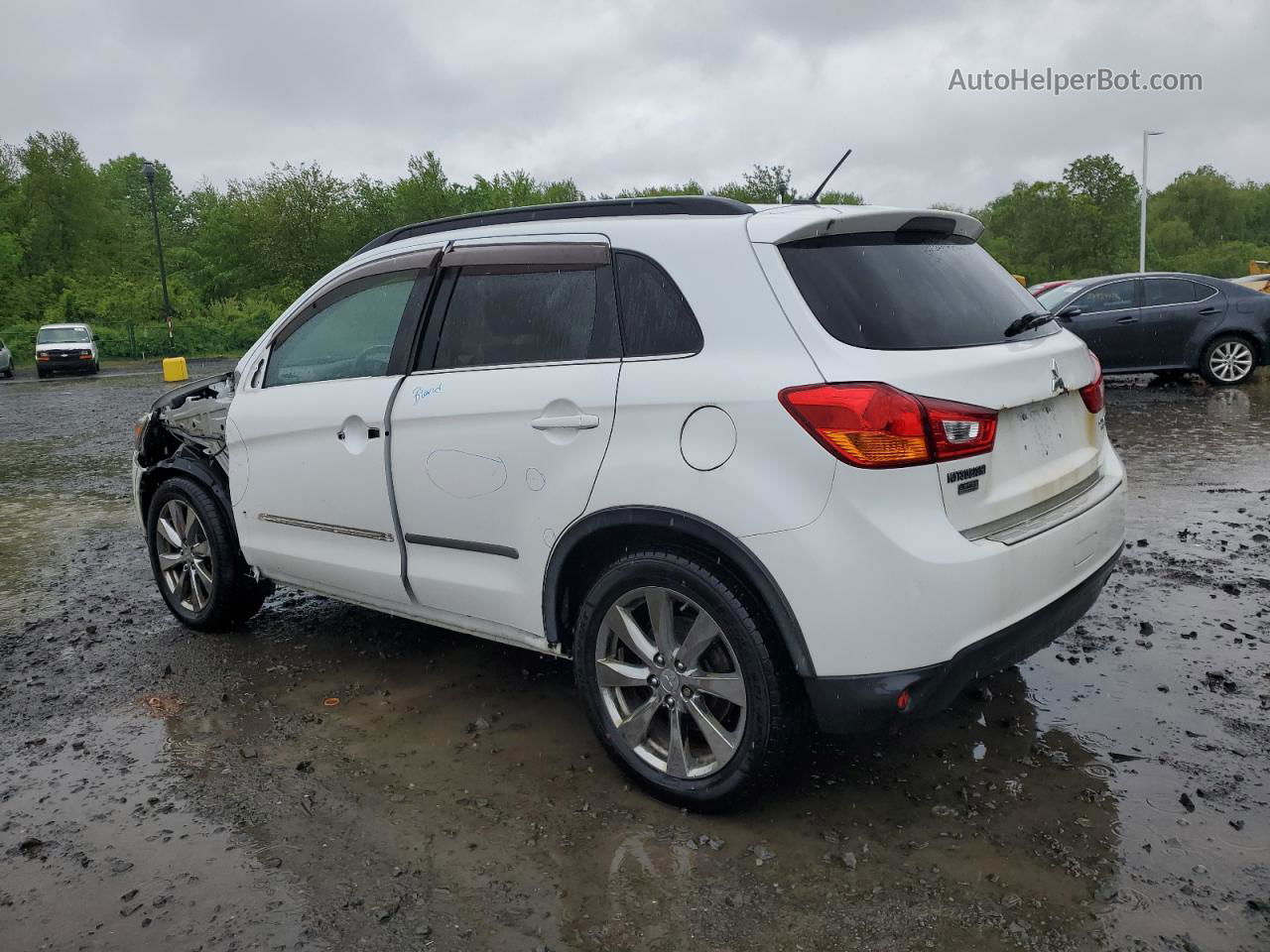 2013 Mitsubishi Outlander Sport Le White vin: 4A4AR5AU7DE018814