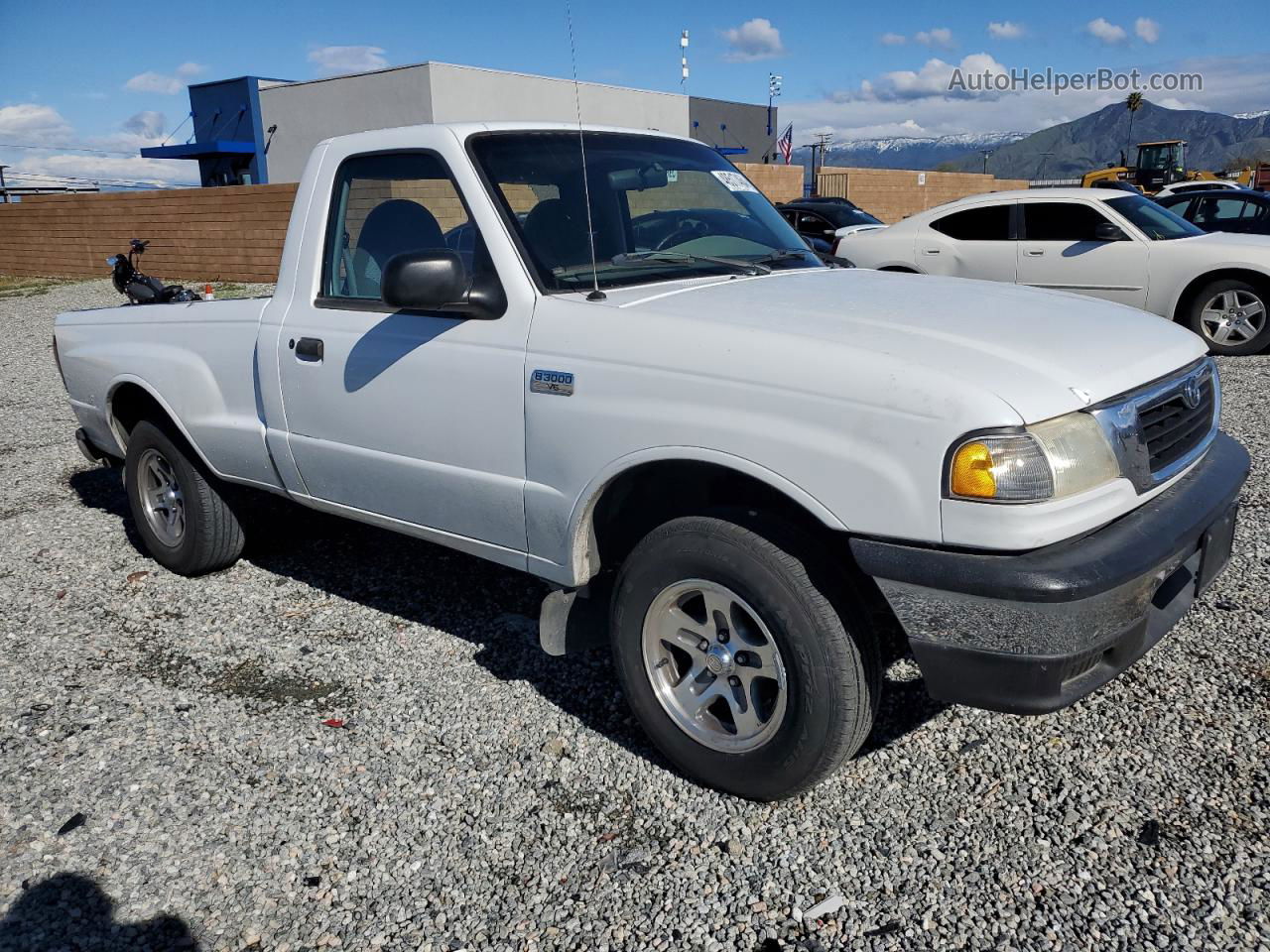 2000 Mazda B3000  White vin: 4F4YR12V1YTM30161