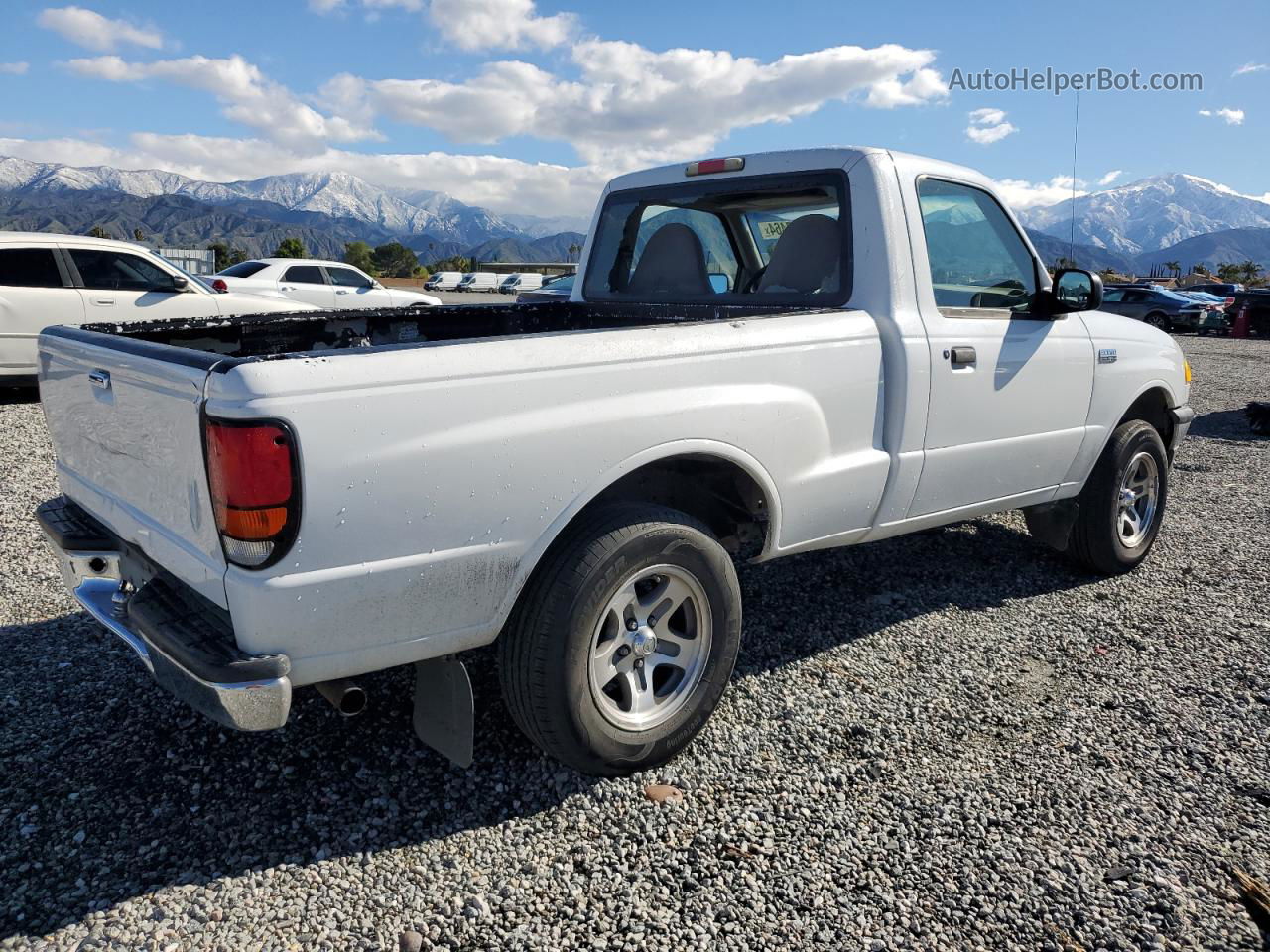 2000 Mazda B3000  White vin: 4F4YR12V1YTM30161