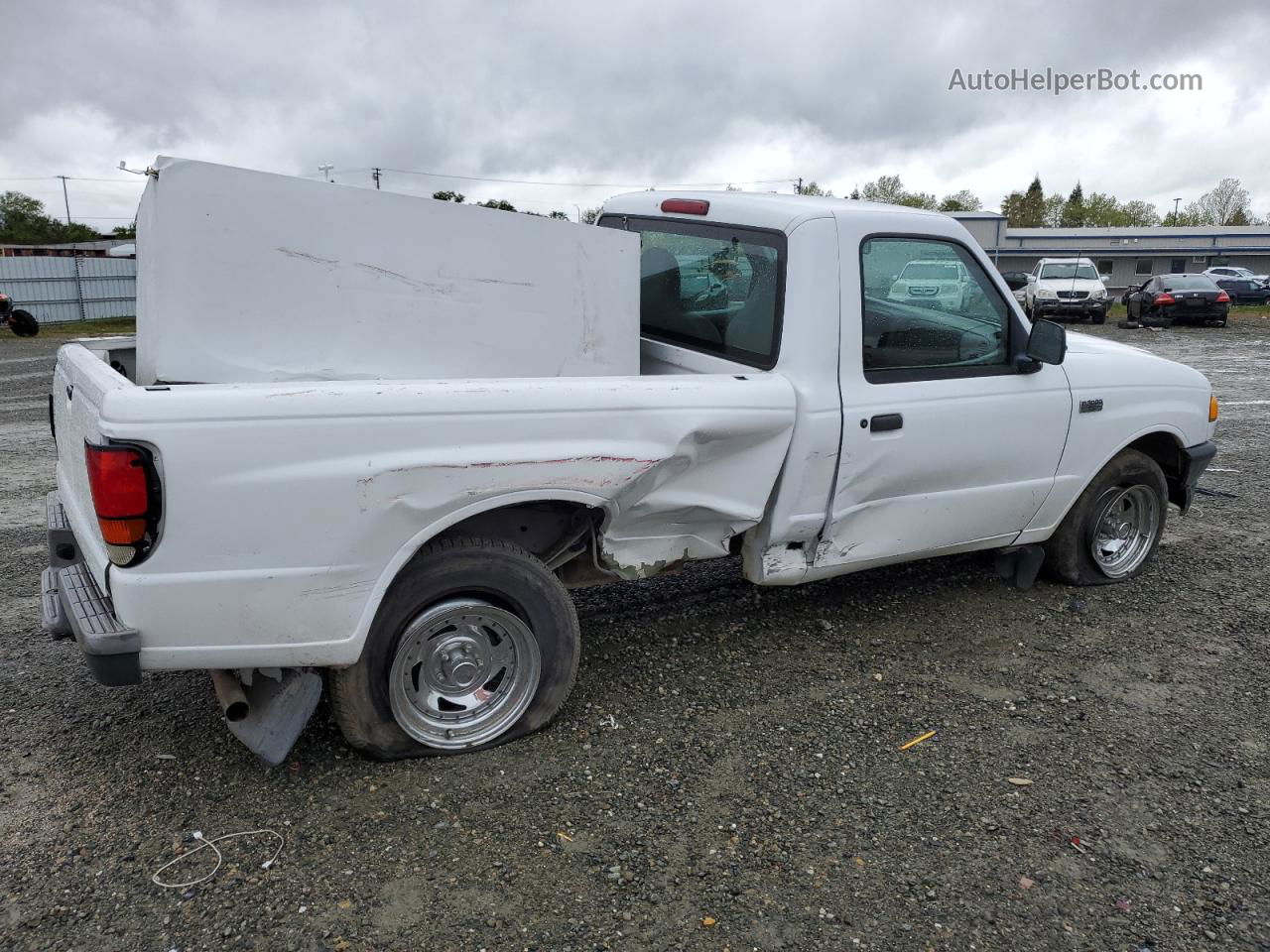 2000 Mazda B3000  Белый vin: 4F4YR12V5YTM25612