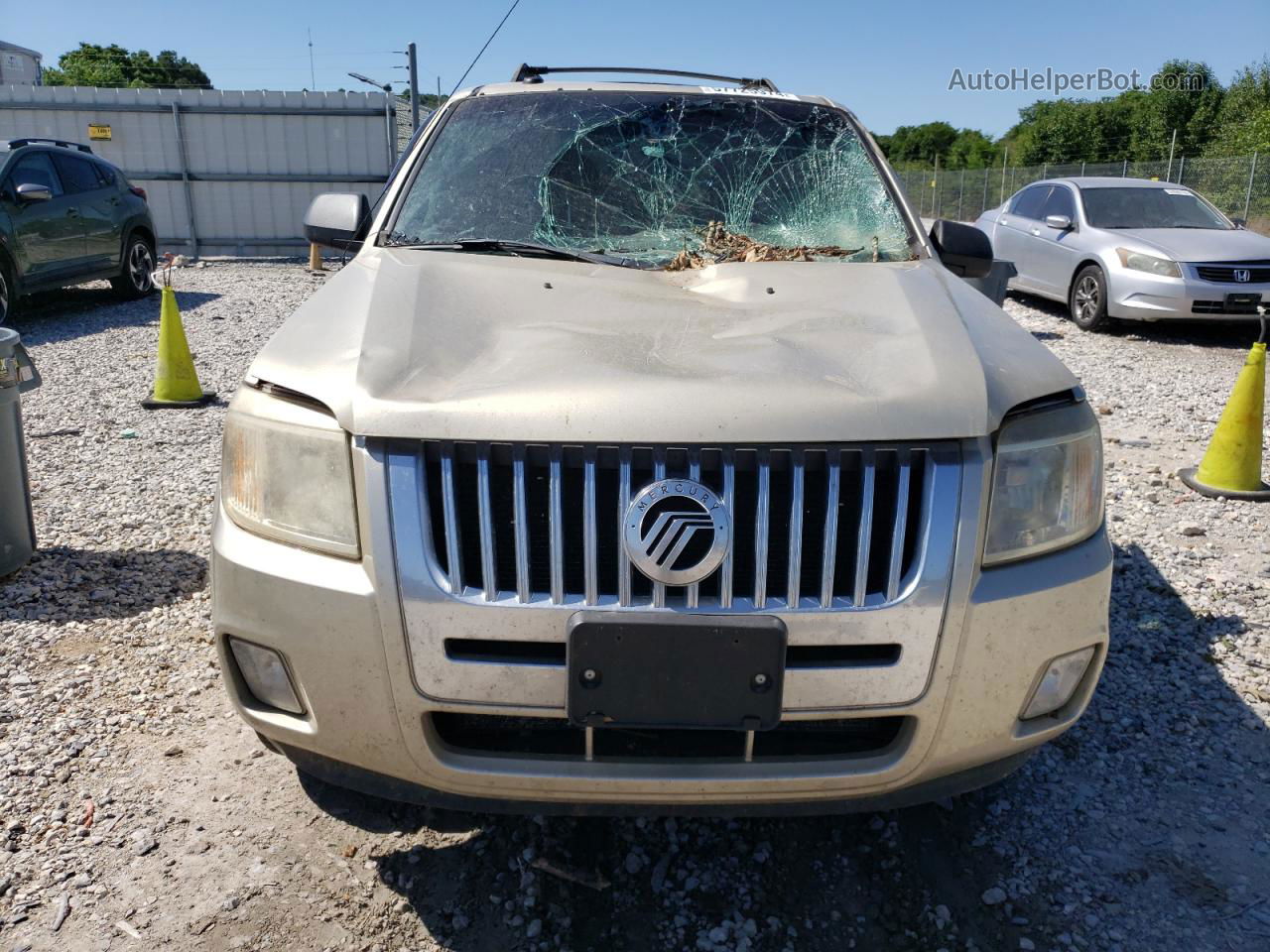 2010 Mercury Mariner  Gold vin: 4M2CN8B70AKJ06309