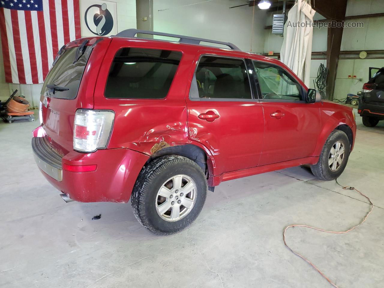 2010 Mercury Mariner  Красный vin: 4M2CN8B70AKJ23093