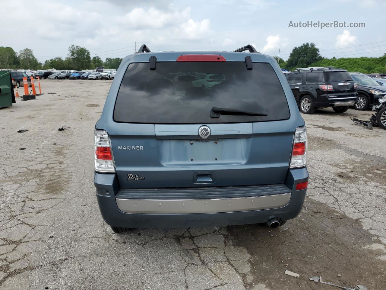 2010 Mercury Mariner  Blue vin: 4M2CN8B76AKJ18562