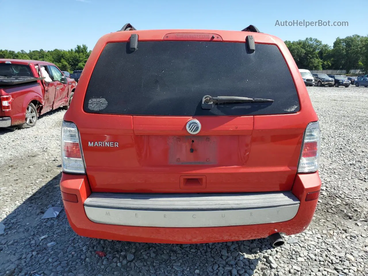 2010 Mercury Mariner  Red vin: 4M2CN8B78AKJ25769