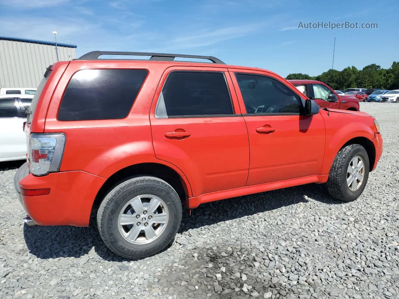 2010 Mercury Mariner  Red vin: 4M2CN8B78AKJ25769