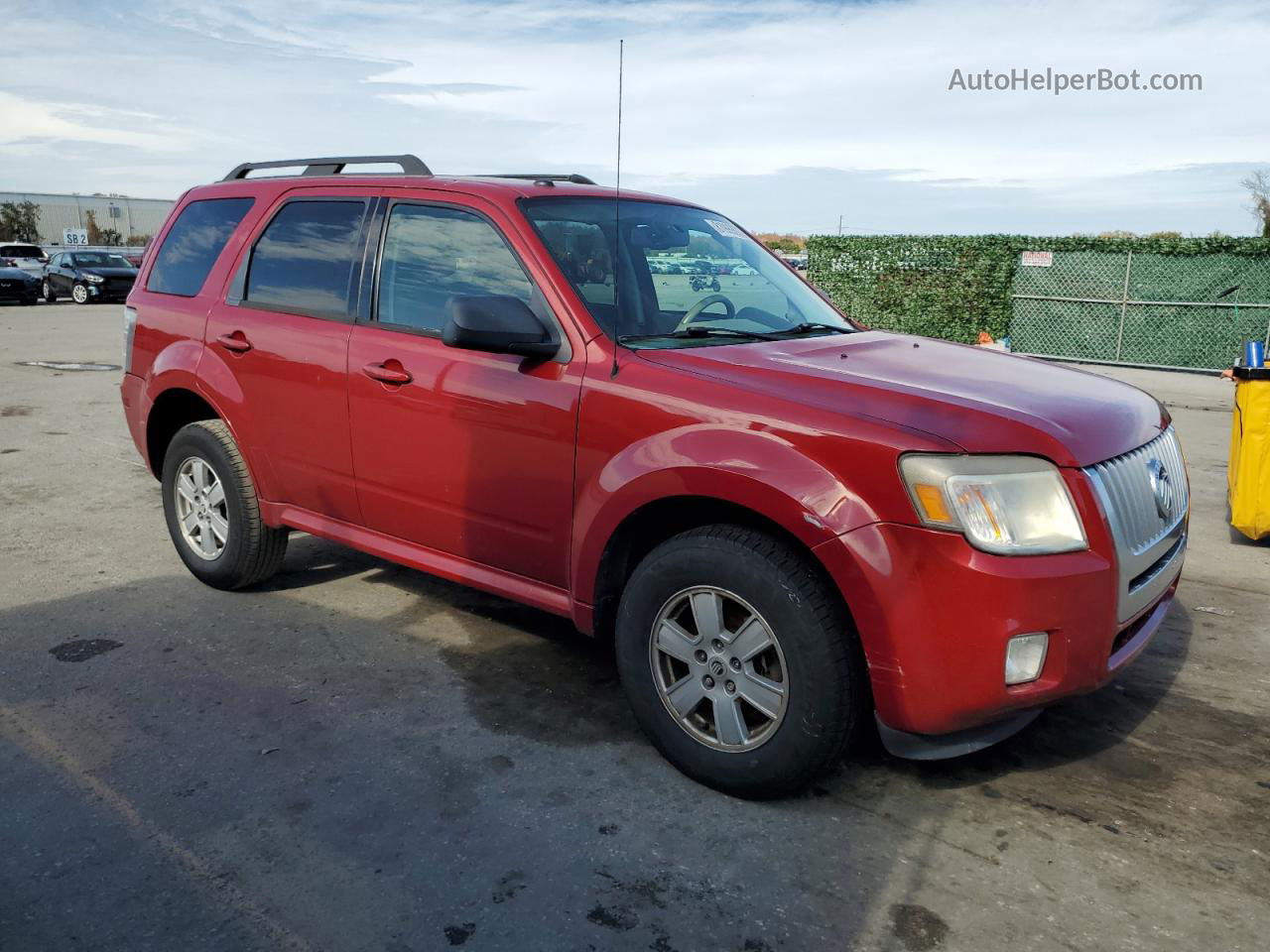 2010 Mercury Mariner  Maroon vin: 4M2CN8B78AKJ26081