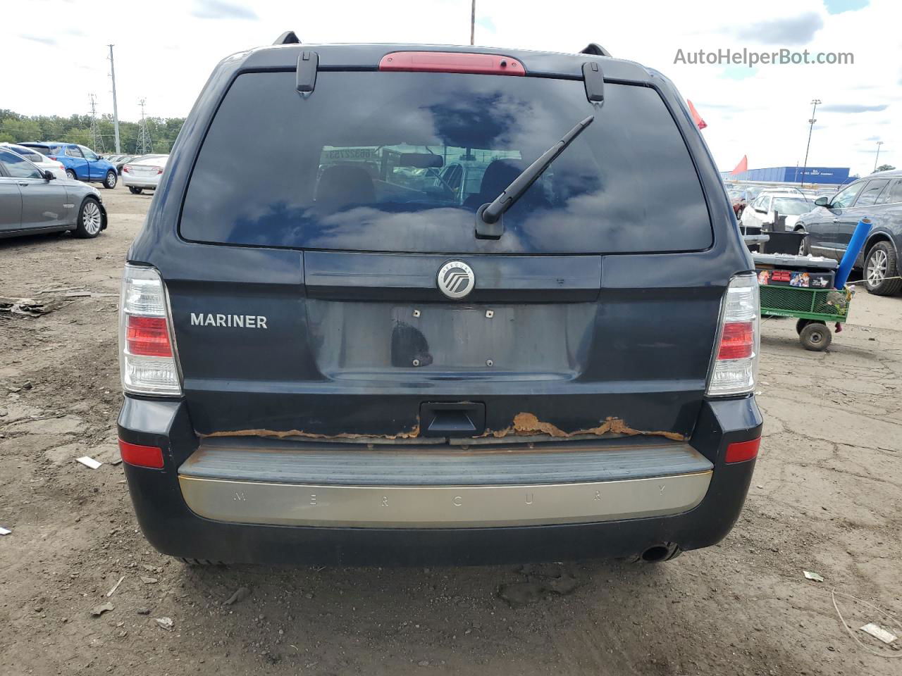 2011 Mercury Mariner  Blue vin: 4M2CN8B78BKJ06138