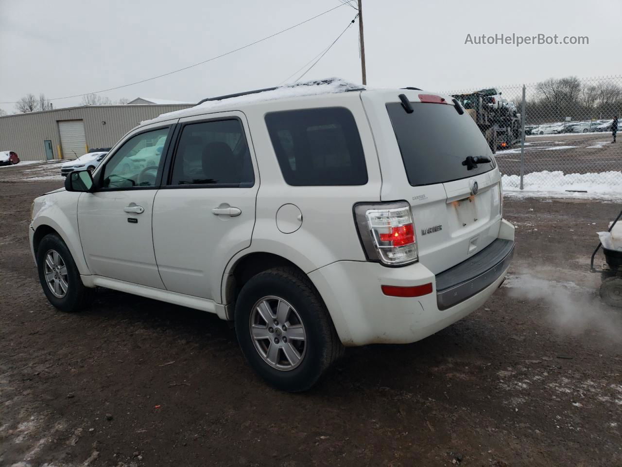 2011 Mercury Mariner  White vin: 4M2CN8B79BKJ02809