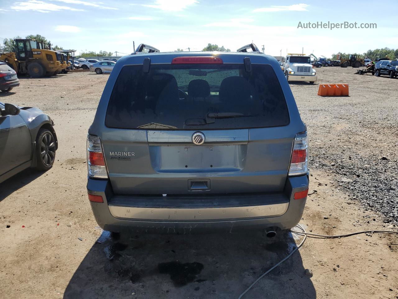 2010 Mercury Mariner  Blue vin: 4M2CN8B7XAKJ18032