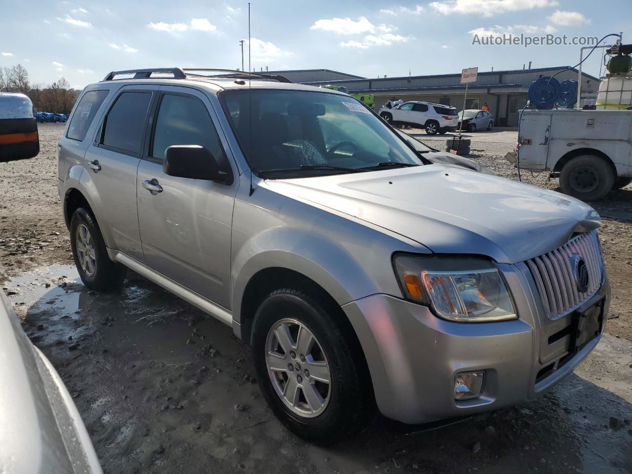 2010 Mercury Mariner  Серебряный vin: 4M2CN8BG0AKJ10716