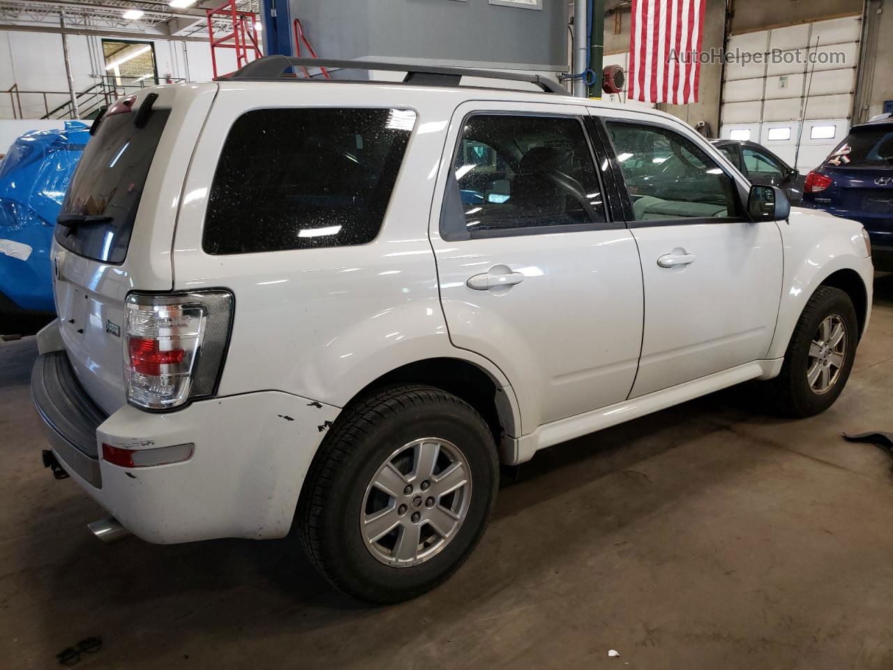 2010 Mercury Mariner  White vin: 4M2CN8BG4AKJ19872