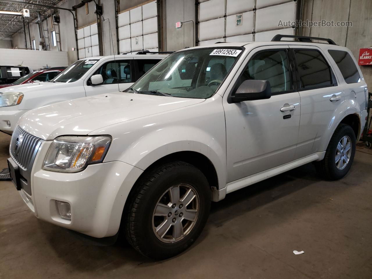 2010 Mercury Mariner  White vin: 4M2CN8BG4AKJ19872